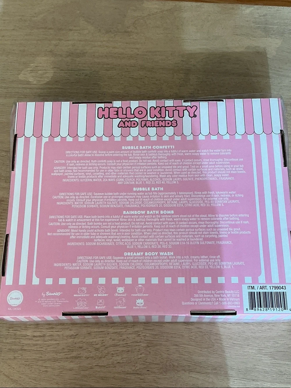 Hello Kitty Rainbow Cozy Time Bath Gift Set - Pink, Pastel Rainbow